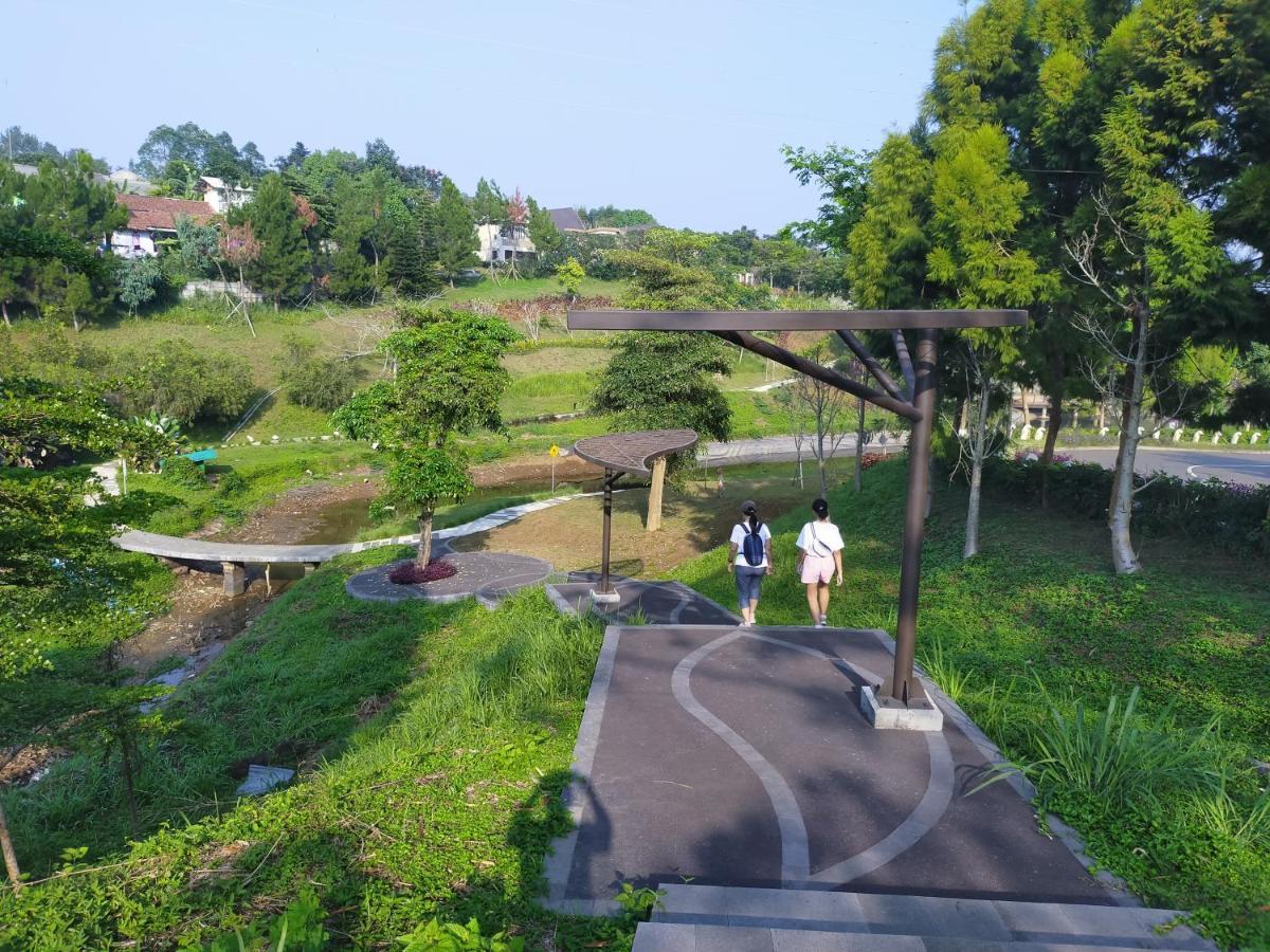 Vimala Hill Villa And Resort - 3 Bedrooms Bogor Exterior foto