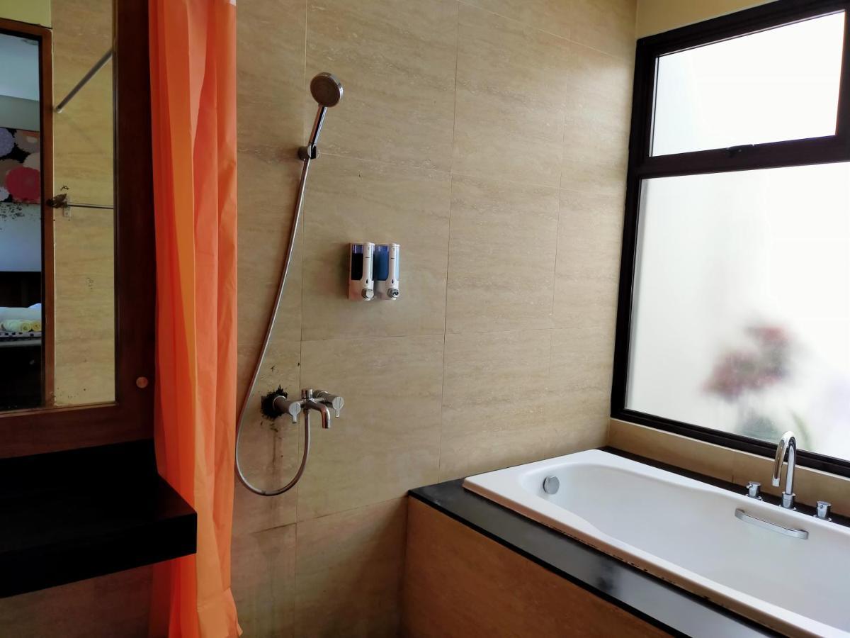 Vimala Hill Villa And Resort - 3 Bedrooms Bogor Exterior foto